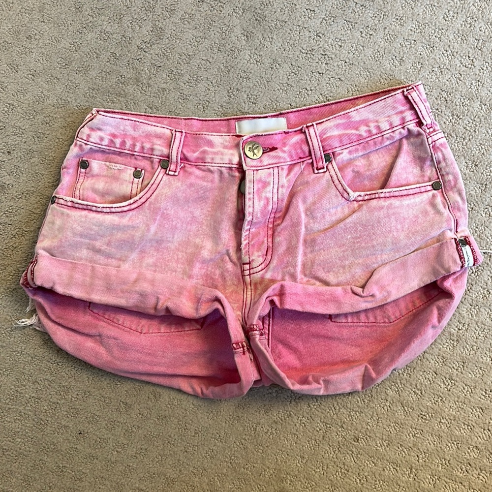 One Teaspoon Bandits Shorts Pink